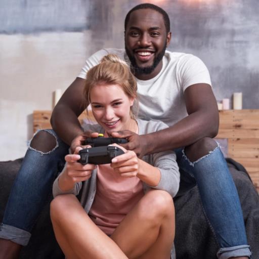 gamer couple playing games
