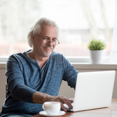 mature man on mature online dating site