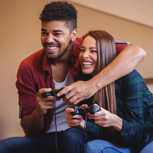 gamer singles, gamer couple, gamer dates